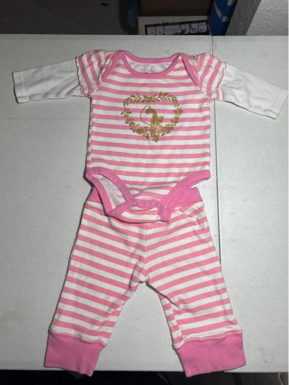 2 piece set of baby clothes